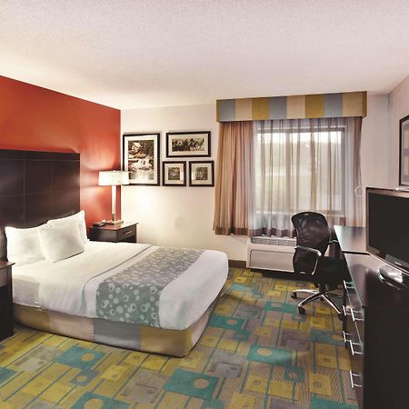 Hotel La Quinta By Wyndham Mansfield Oh Exterior foto