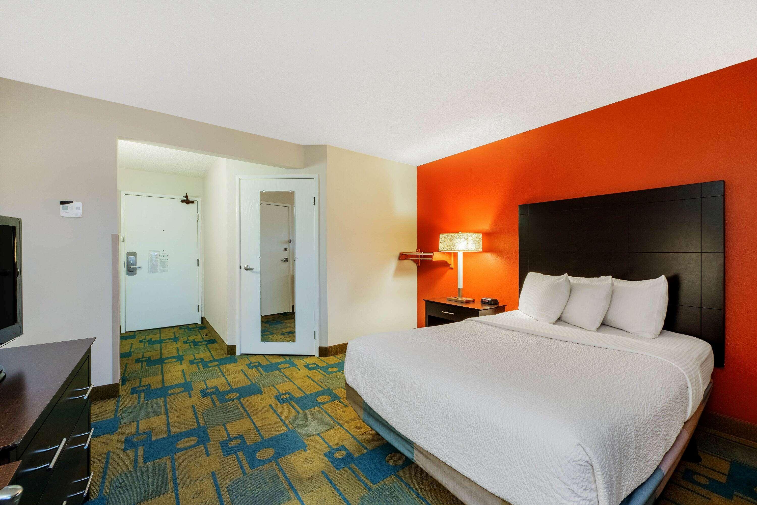 Hotel La Quinta By Wyndham Mansfield Oh Exterior foto
