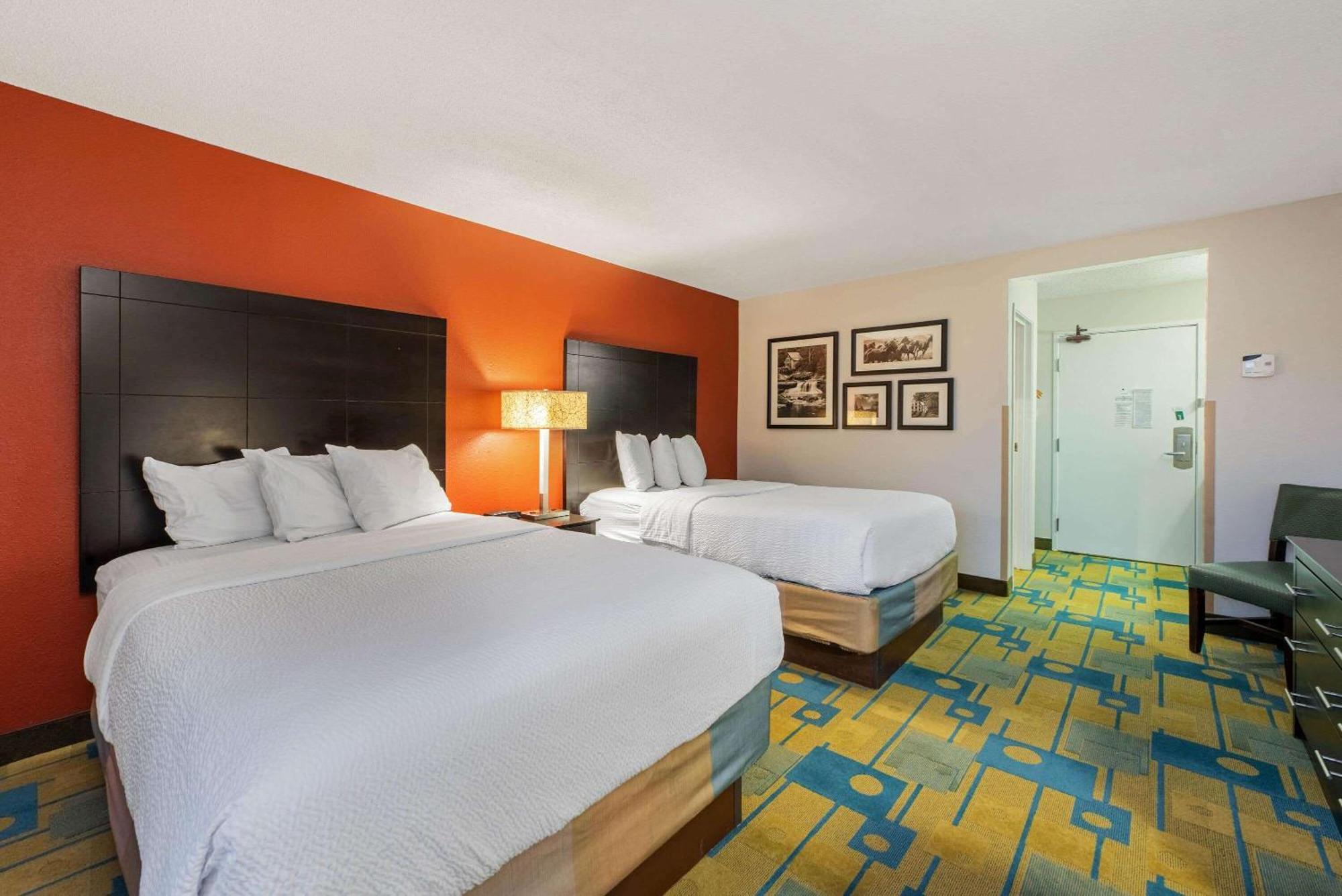 Hotel La Quinta By Wyndham Mansfield Oh Exterior foto