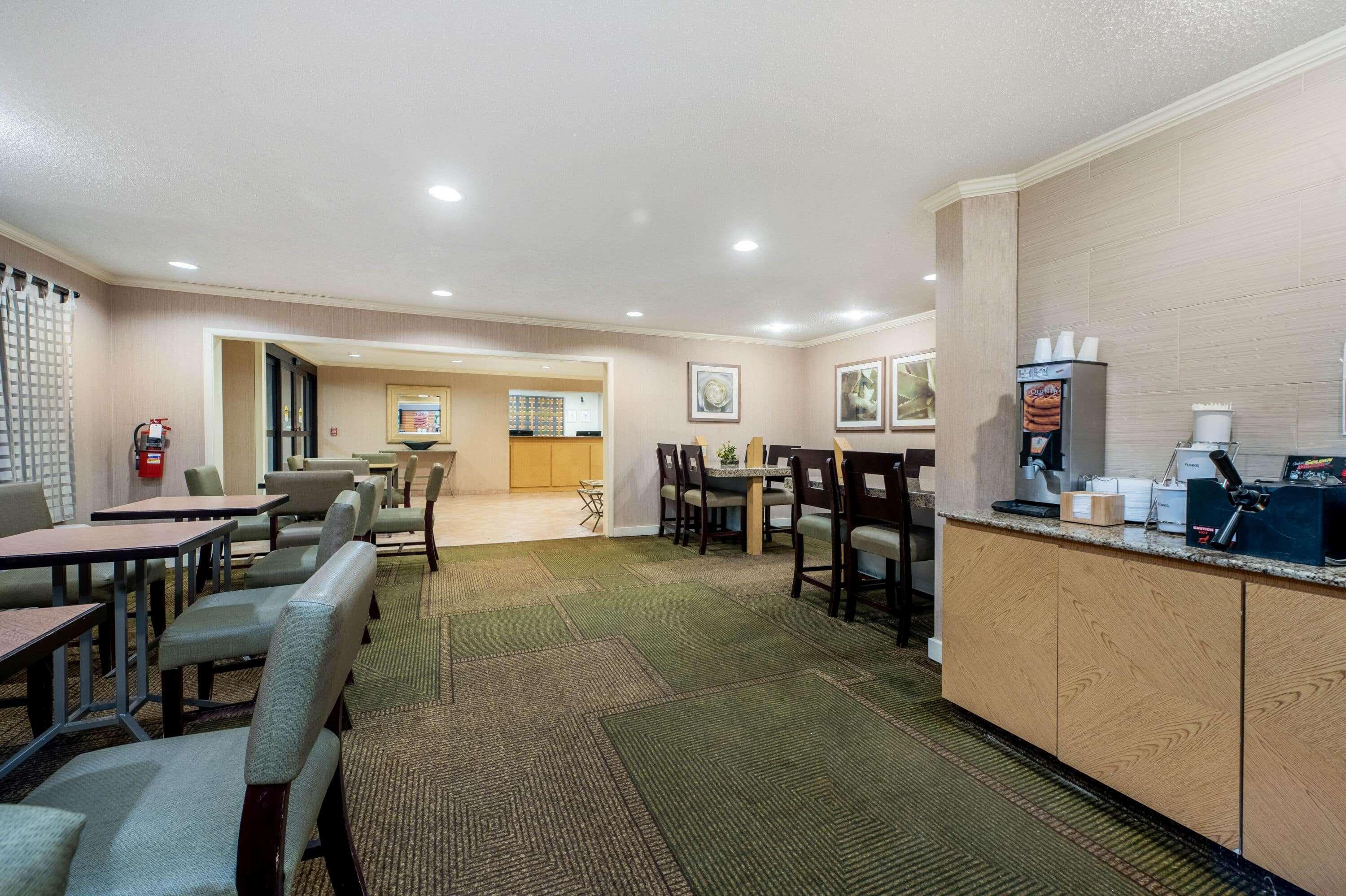 Hotel La Quinta By Wyndham Mansfield Oh Exterior foto